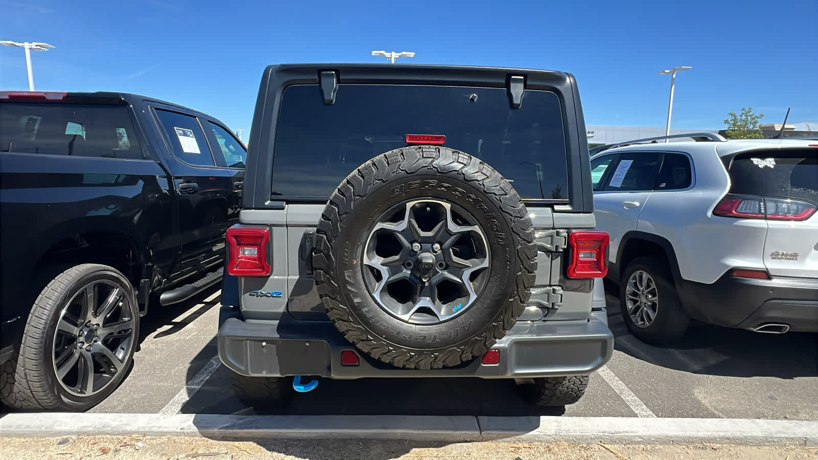 Thumbnail: 2022 Jeep Wrangler - 5