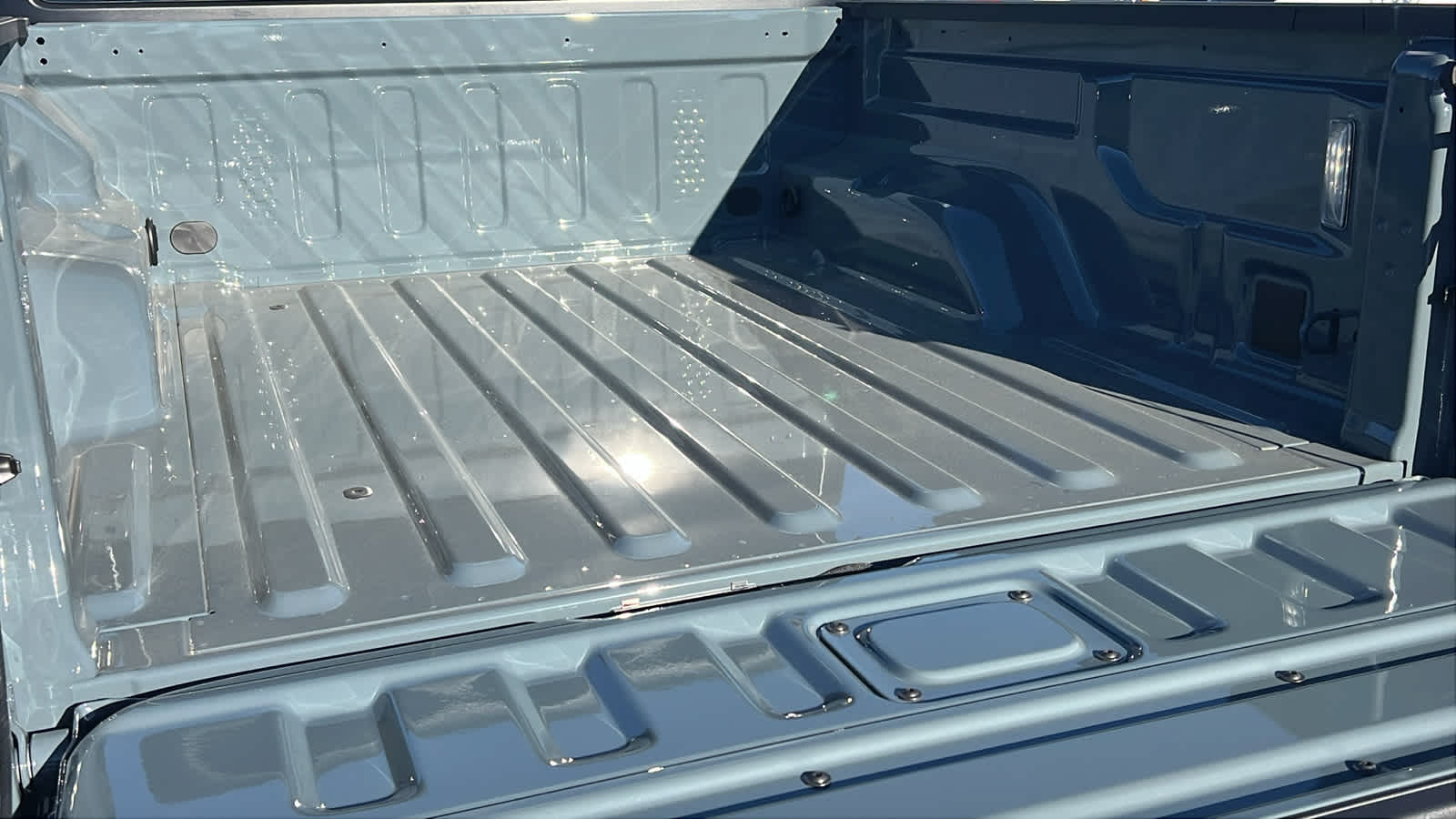 Thumbnail: 2026 Jeep Gladiator - 27