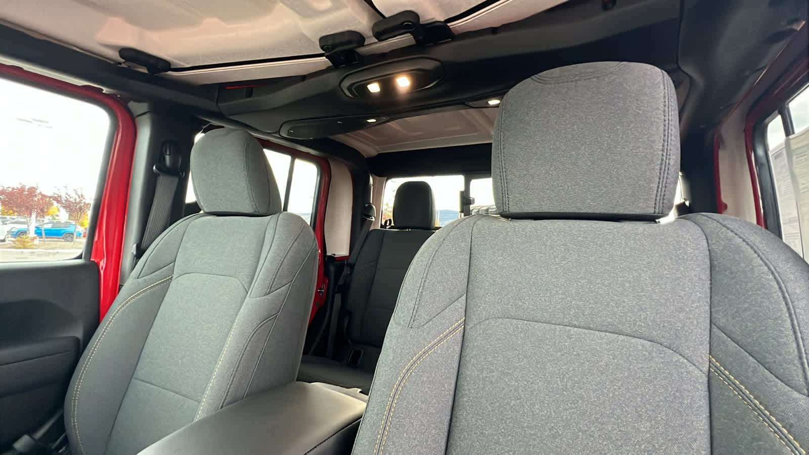 Thumbnail: 2025 Jeep Gladiator - 11