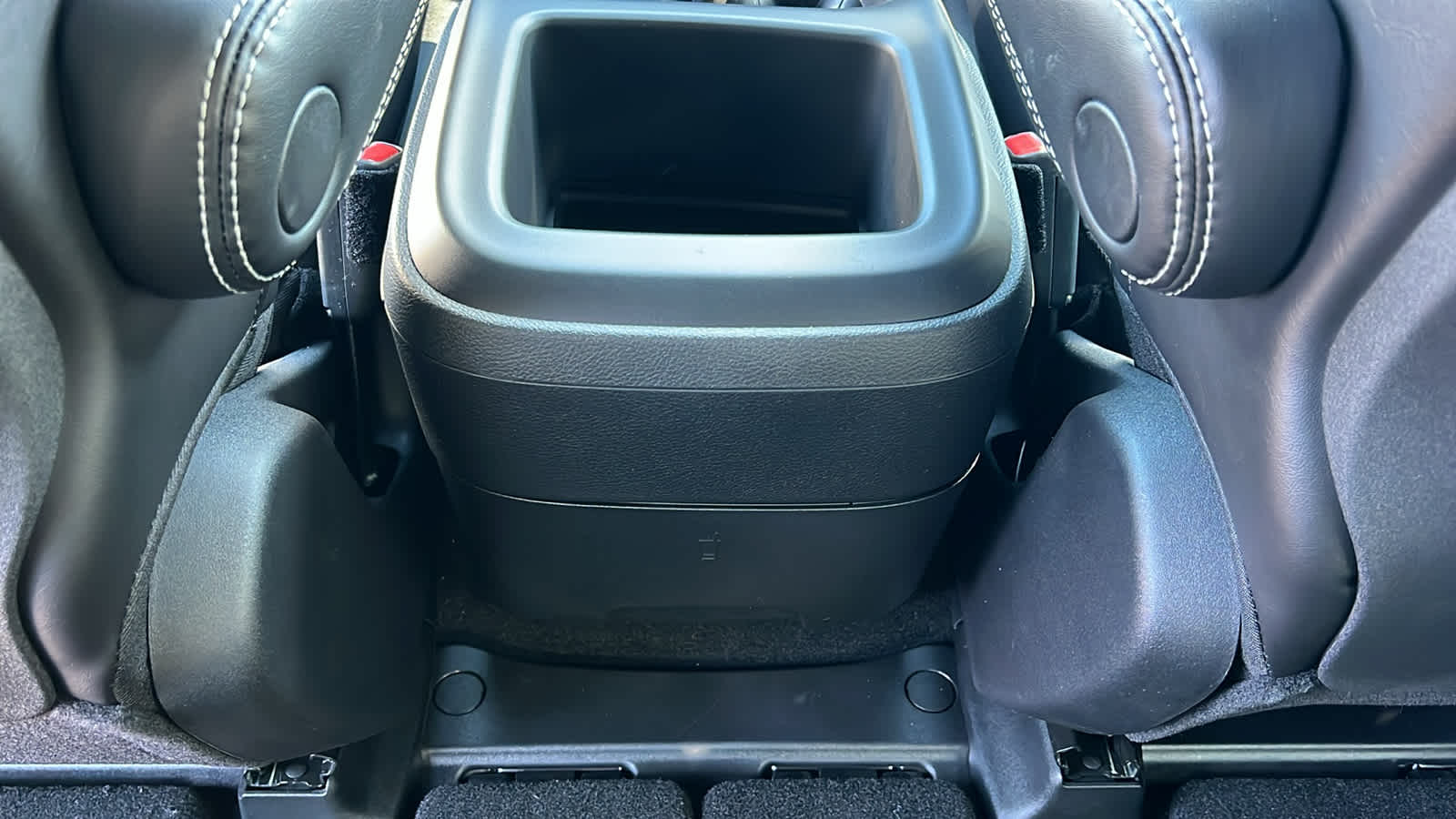 Thumbnail: 2026 Chrysler Pacifica - 25