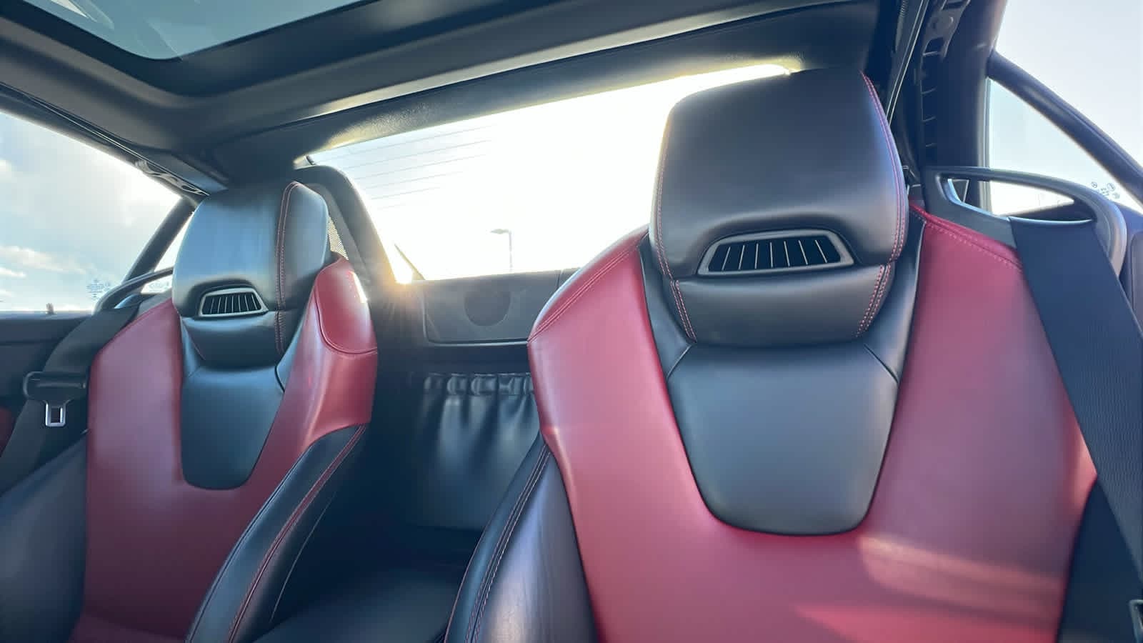 Thumbnail: 2017 Mercedes-Benz SLC - 11