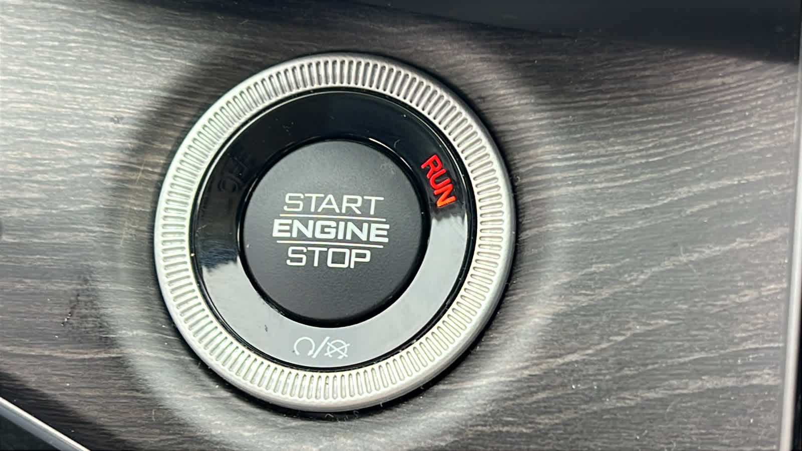 Thumbnail: 2022 Jeep Grand Cherokee - 17