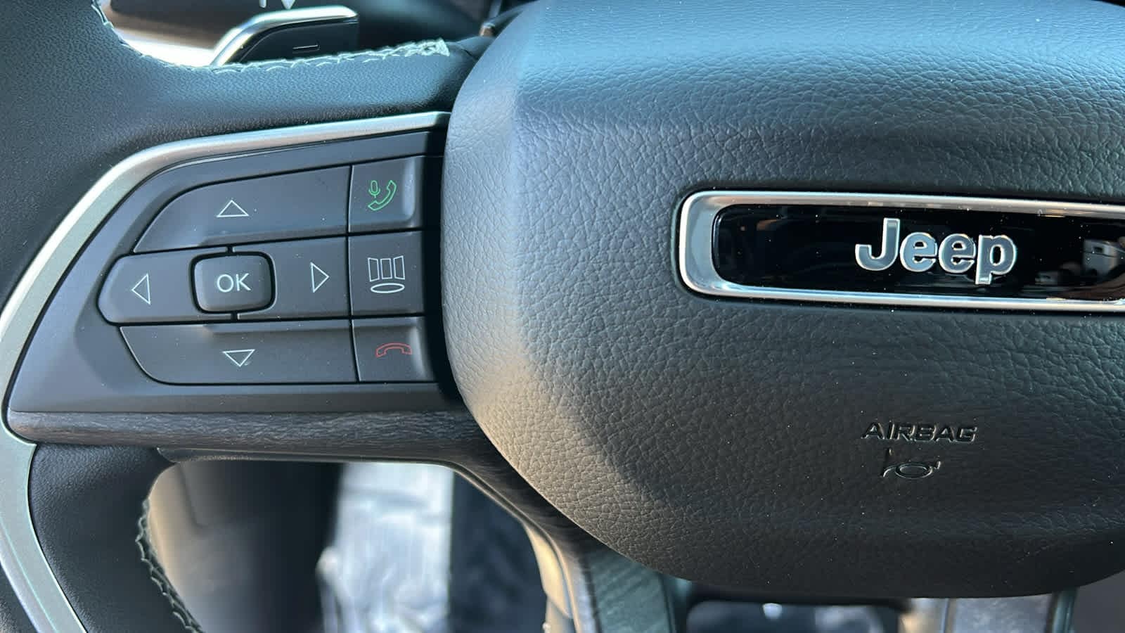 Thumbnail: 2026 Jeep Grand Cherokee L - 19