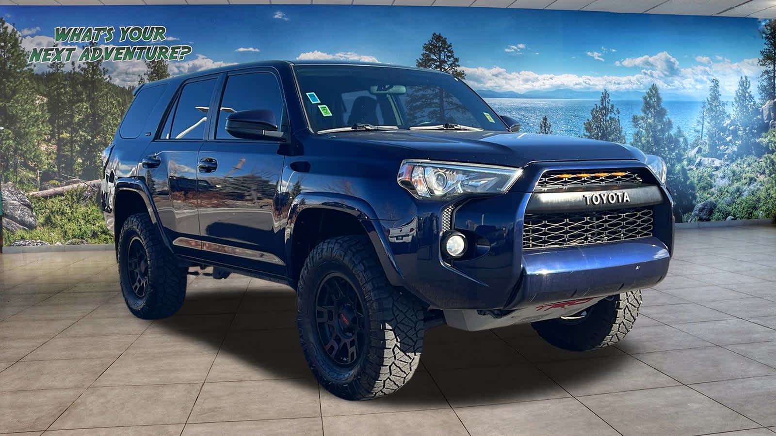 Thumbnail: 2018 Toyota 4Runner - 3