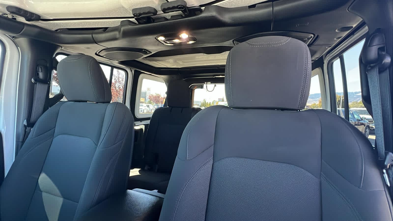 Thumbnail: 2022 Jeep Wrangler - 11