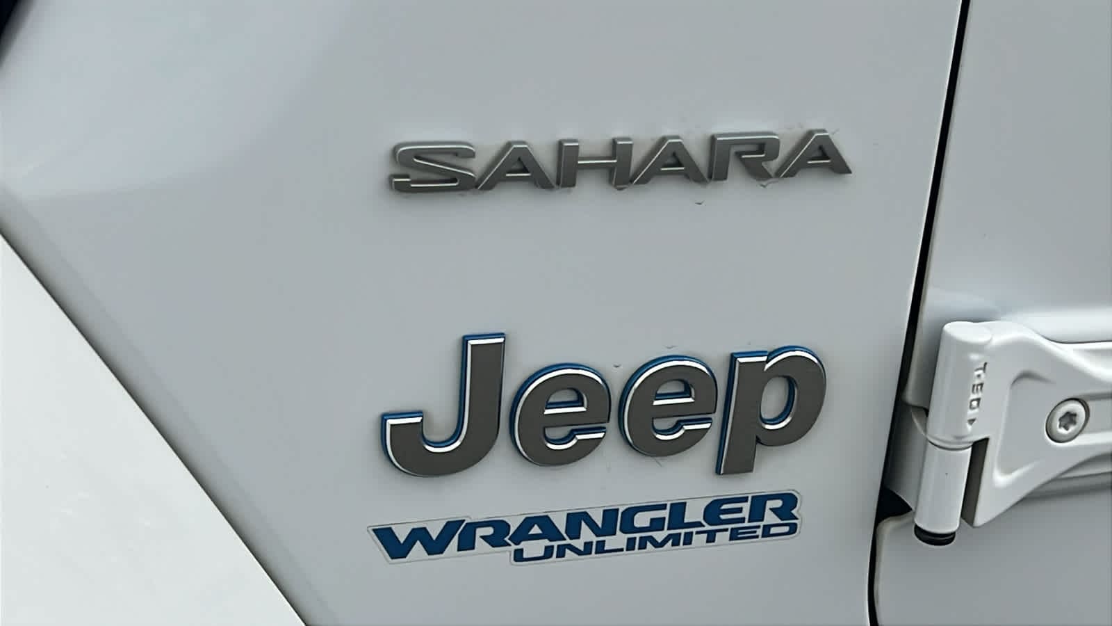 Thumbnail: 2021 Jeep Wrangler - 28
