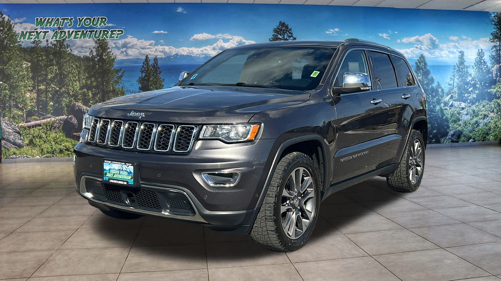 Thumbnail: 2018 Jeep Grand Cherokee - 1