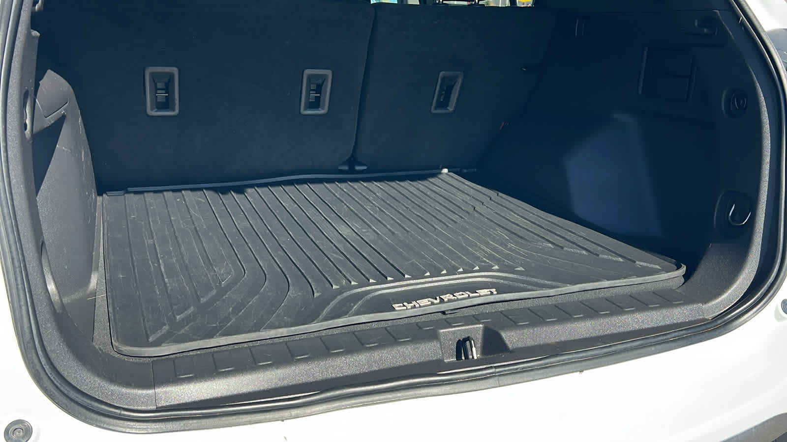 Thumbnail: 2020 Chevrolet Equinox - 27