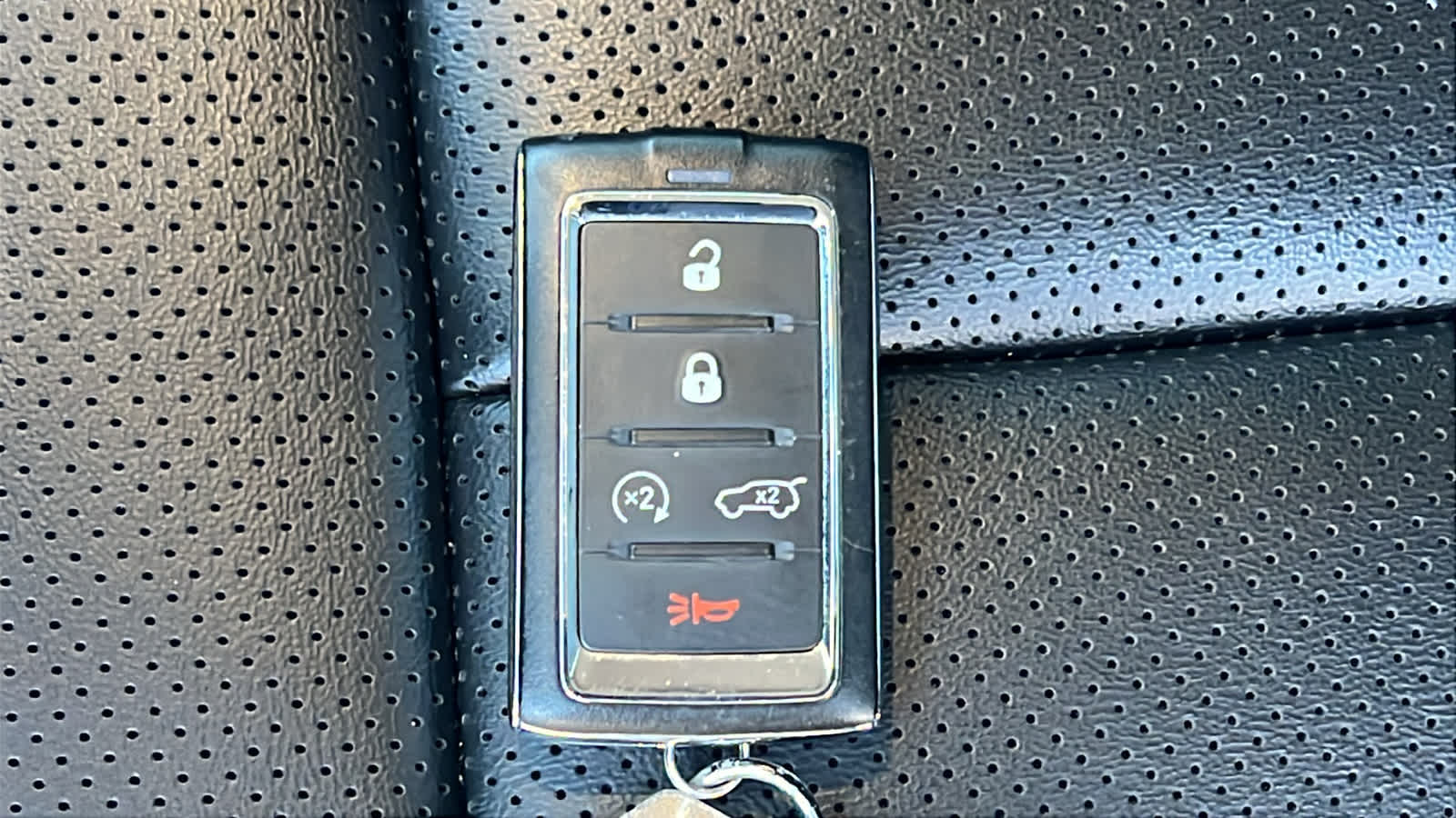 Thumbnail: 2023 Jeep Grand Cherokee - 29