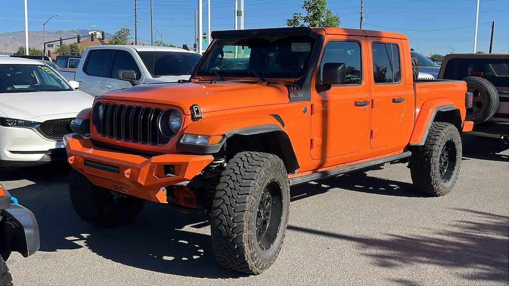 Certified 2025 Jeep Gladiator Sport S Truck Crew Cab