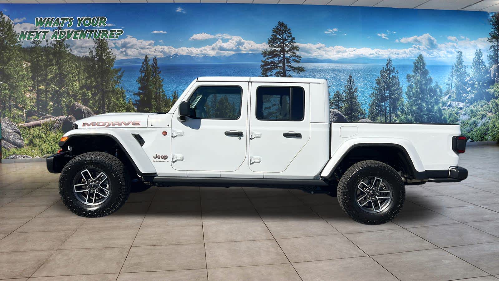 Thumbnail: 2025 Jeep Gladiator - 8