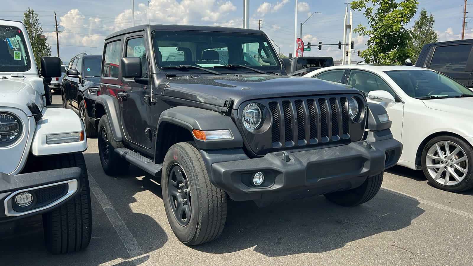 Thumbnail: 2021 Jeep Wrangler - 3