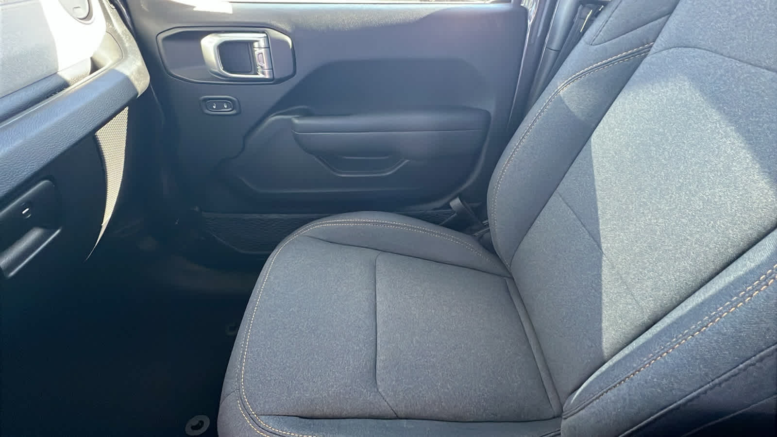 Thumbnail: 2026 Jeep Wrangler - 12