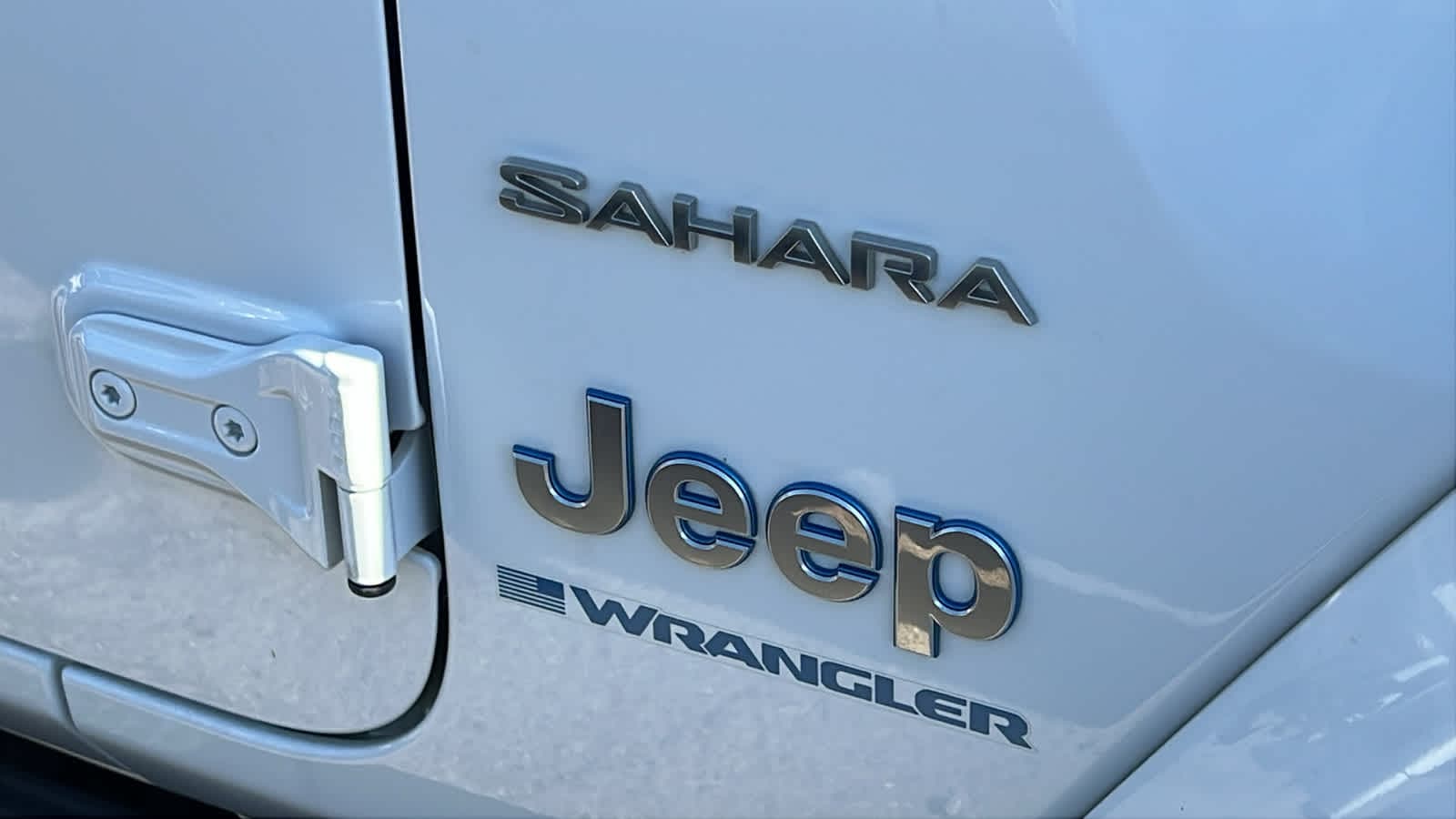 Thumbnail: 2023 Jeep Wrangler - 4