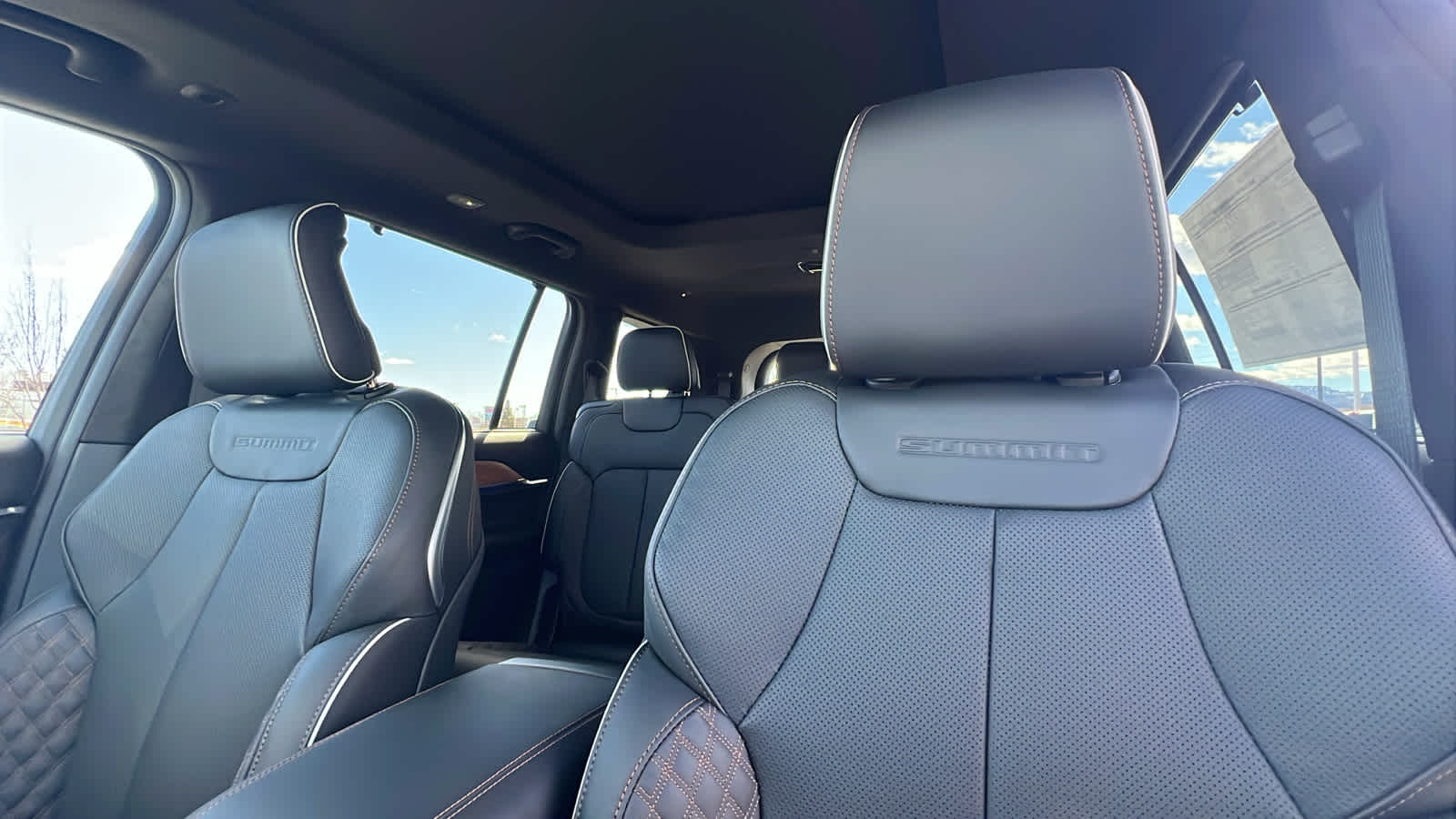 Thumbnail: 2026 Jeep Grand Cherokee L - 11