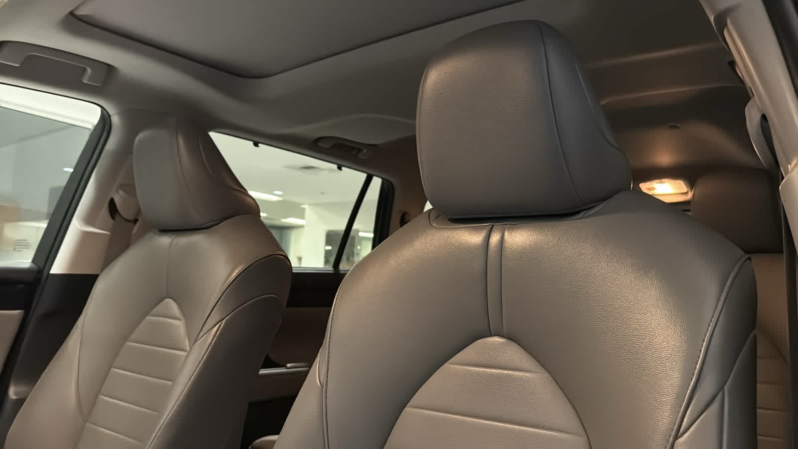 Thumbnail: 2021 Toyota Highlander - 11