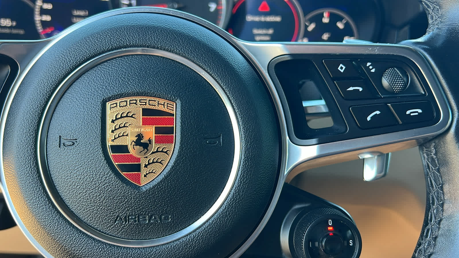 Thumbnail: 2019 Porsche Cayenne - 20