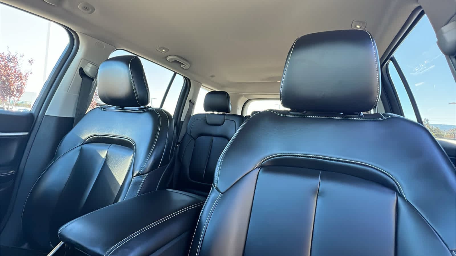 Thumbnail: 2023 Jeep Grand Cherokee - 11