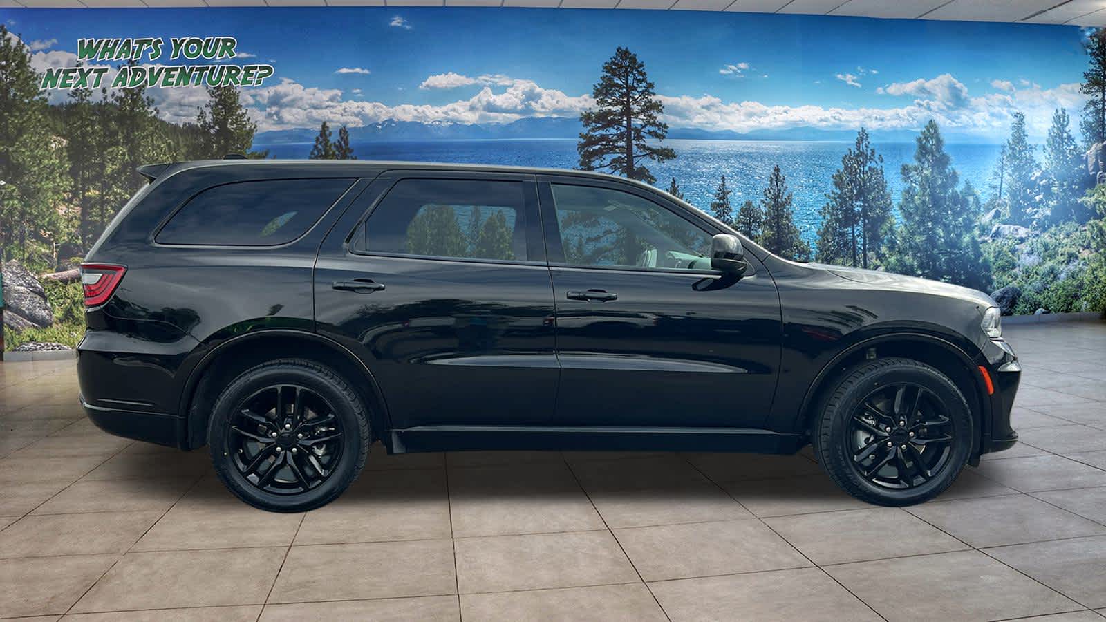 2023 Dodge Durango GT photo 2