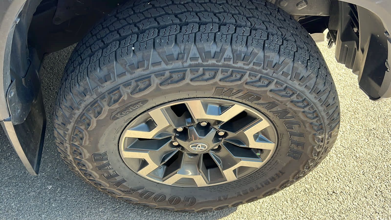 2022 Toyota Tacoma TRD Off-Road 5