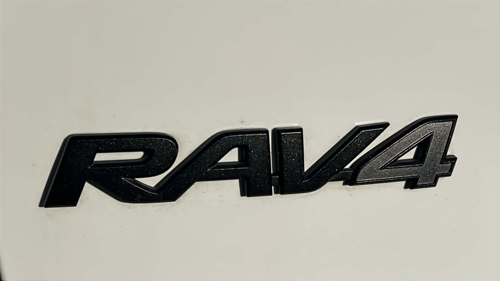 Thumbnail: 2024 Toyota RAV4 - 28
