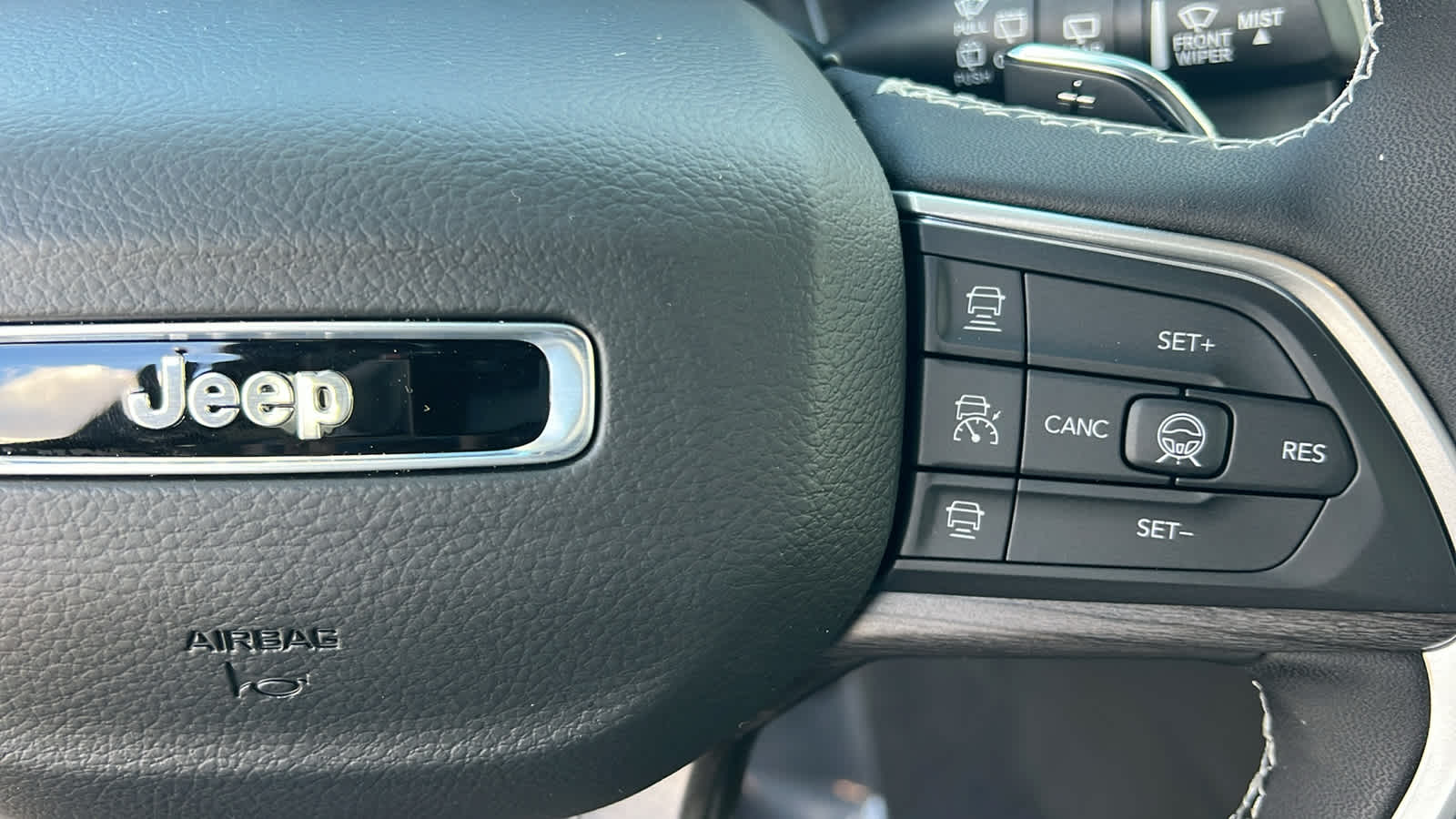 Thumbnail: 2026 Jeep Grand Cherokee - 20