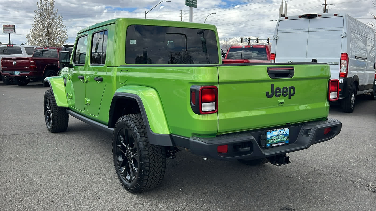 Thumbnail: 2025 Jeep Gladiator - 7