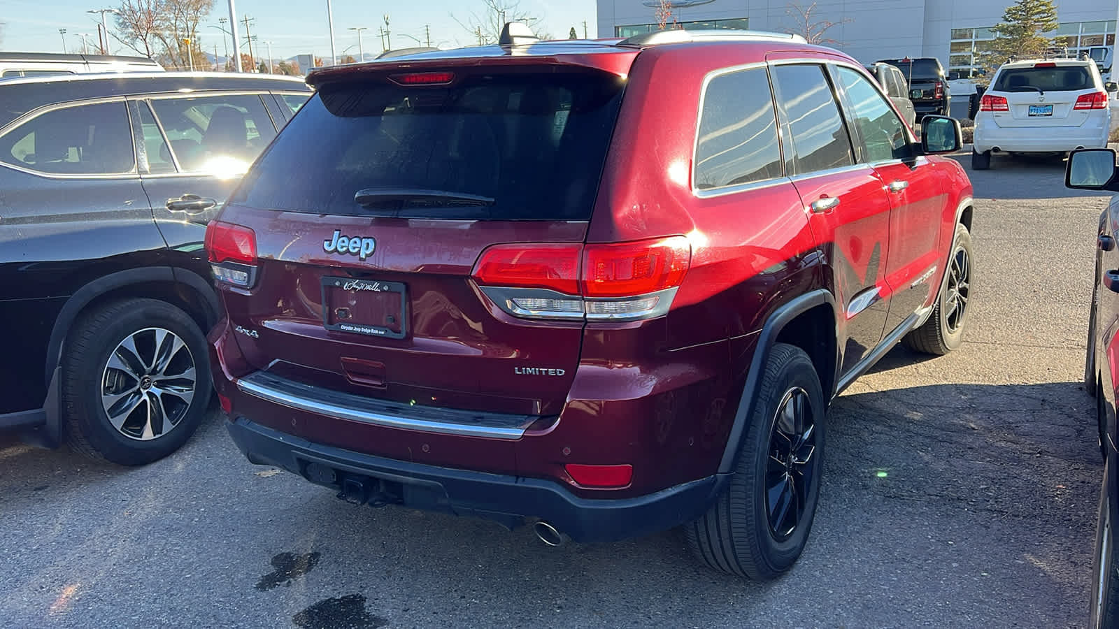 Thumbnail: 2019 Jeep Grand Cherokee - 9