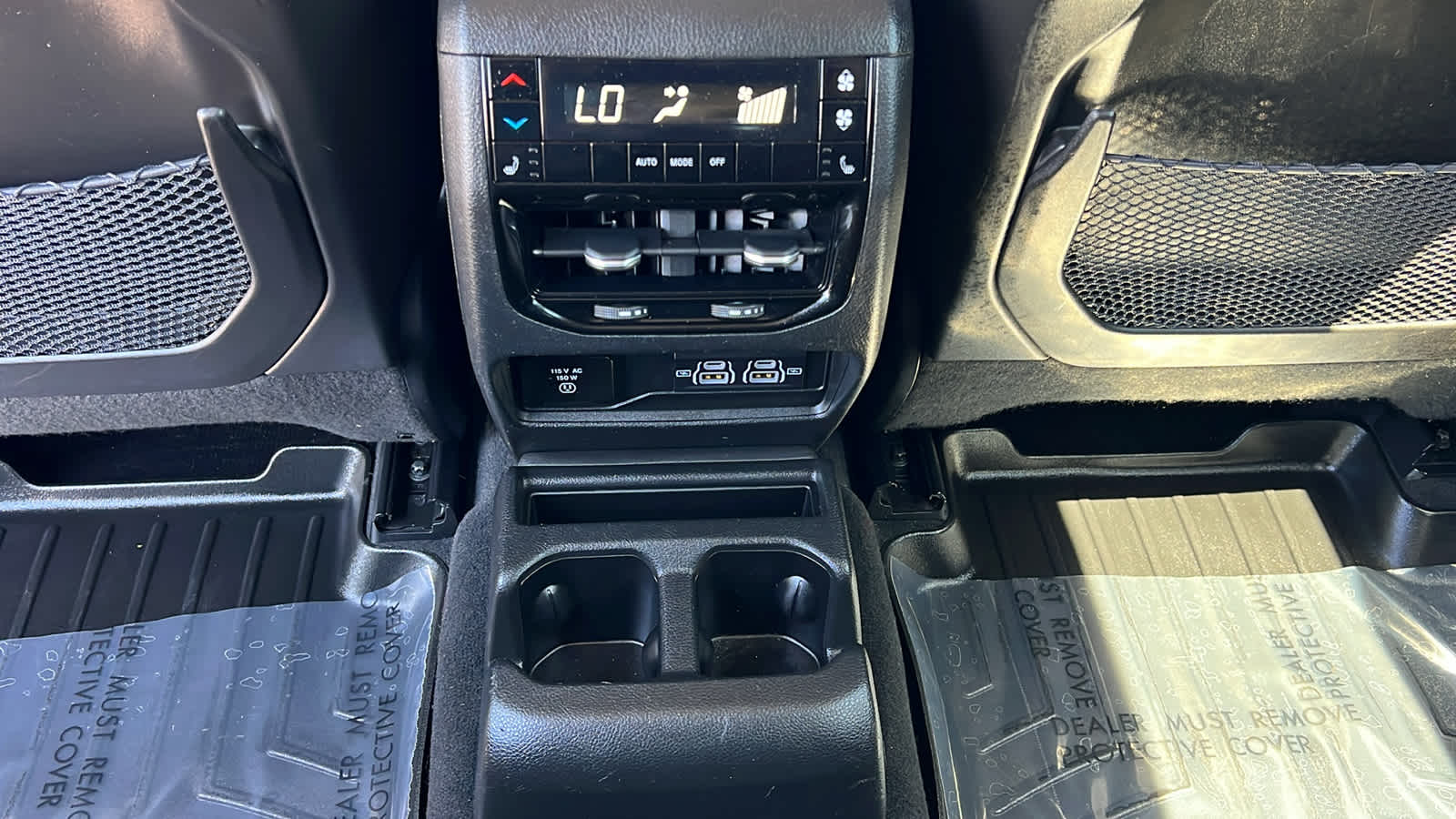 Thumbnail: 2023 Jeep Grand Cherokee - 25