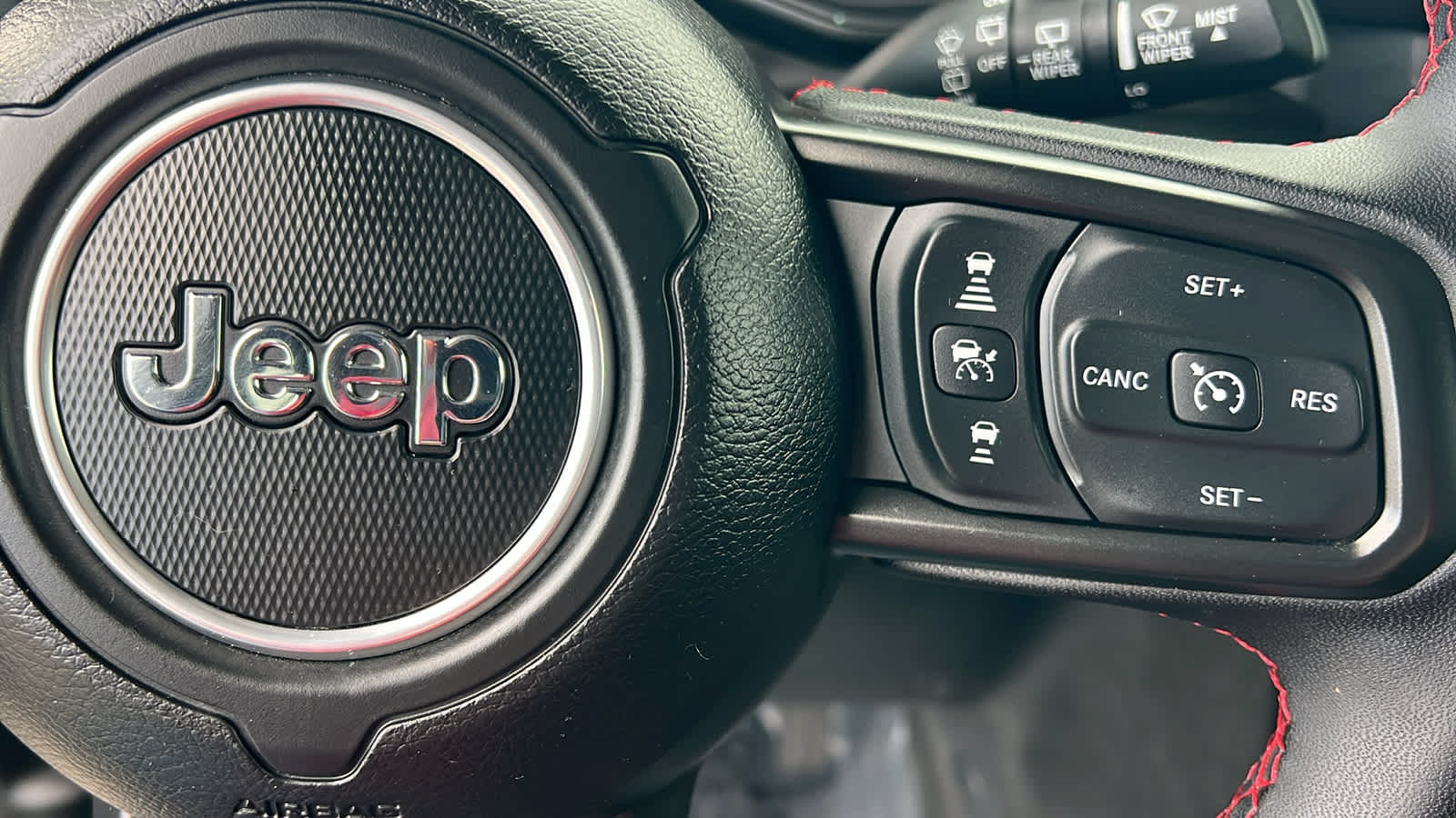 Thumbnail: 2025 Jeep Wrangler - 20