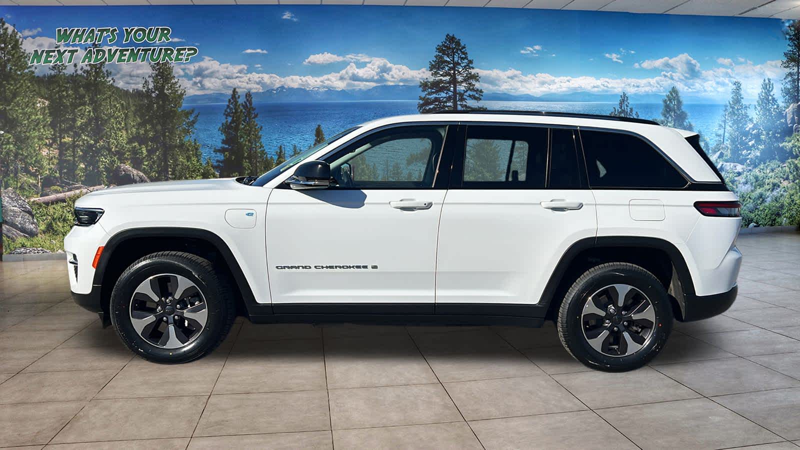 2023 Jeep Grand Cherokee 4xe 8