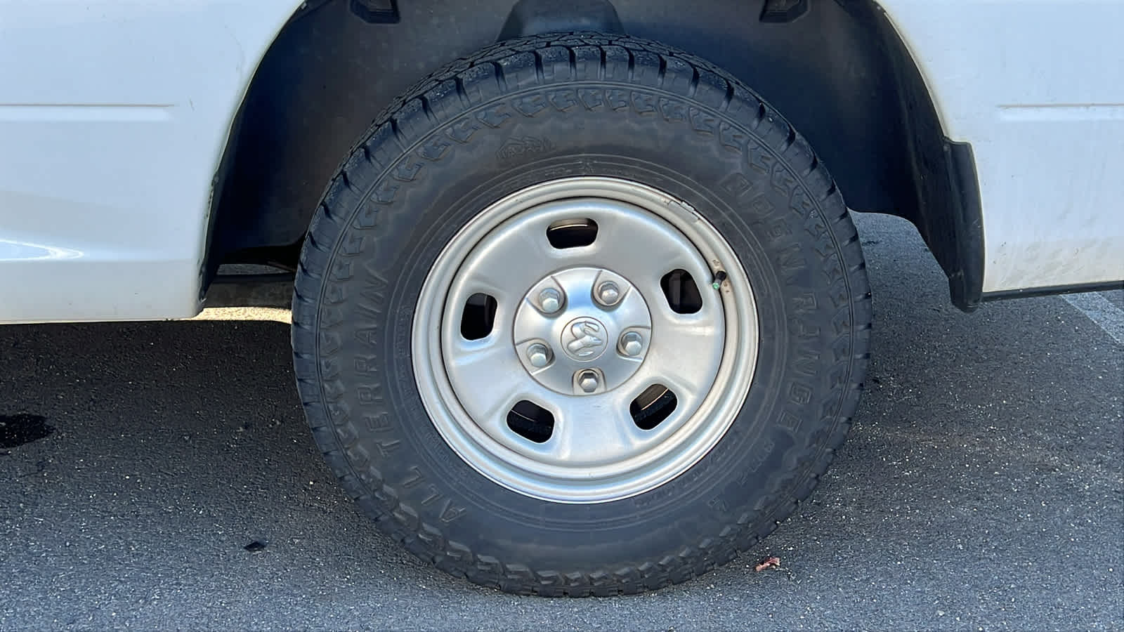 Thumbnail: 2019 RAM 1500 Classic - 8