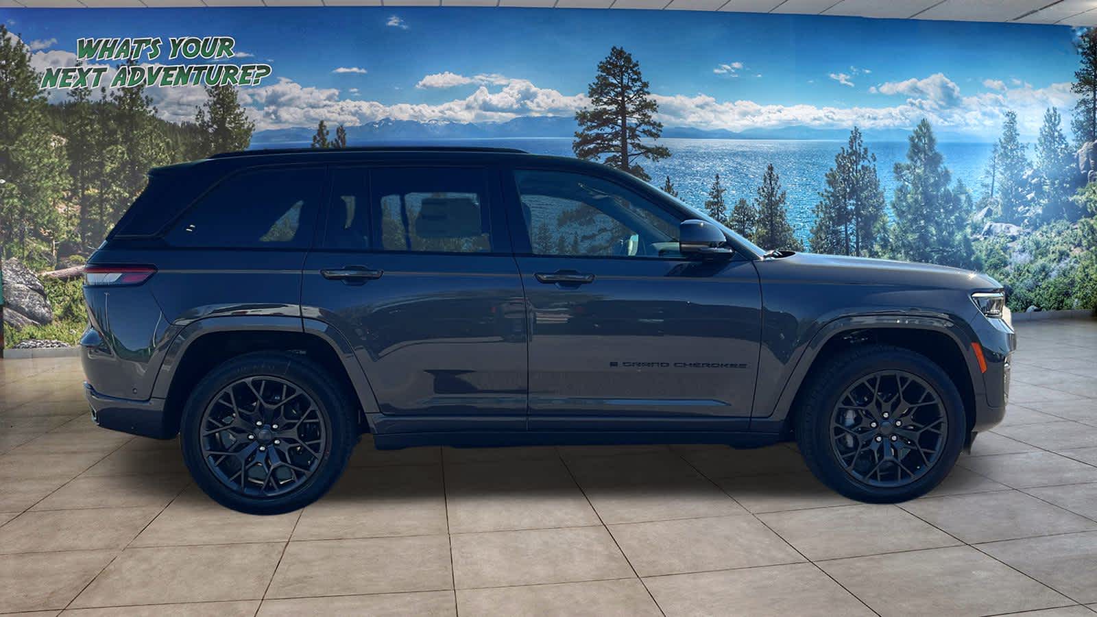 Thumbnail: 2025 Jeep Grand Cherokee - 4