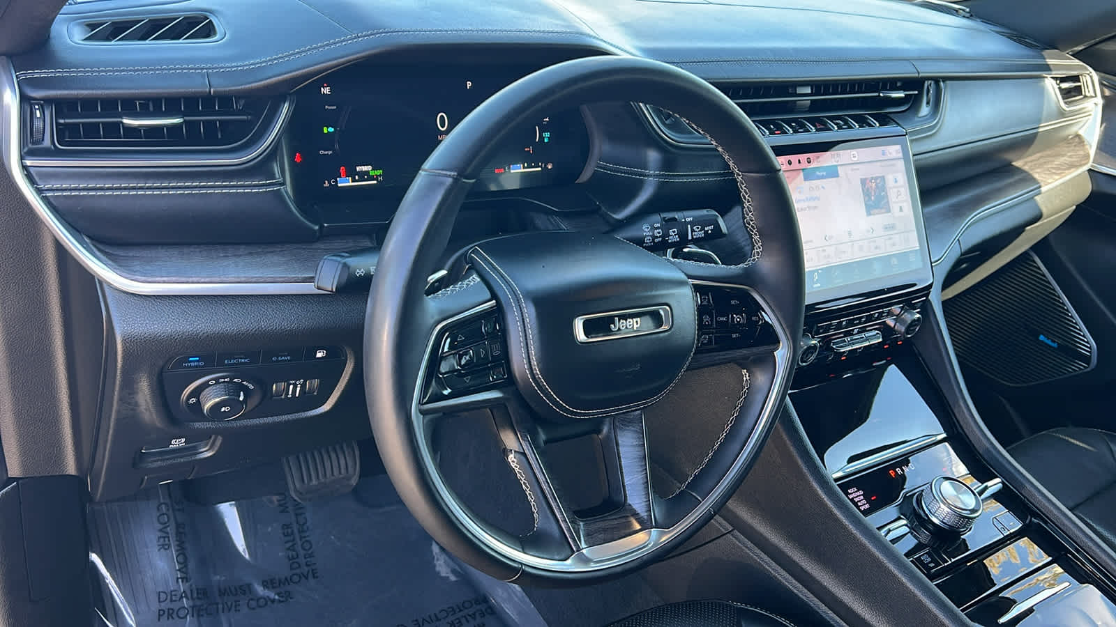 Thumbnail: 2022 Jeep Grand Cherokee - 10