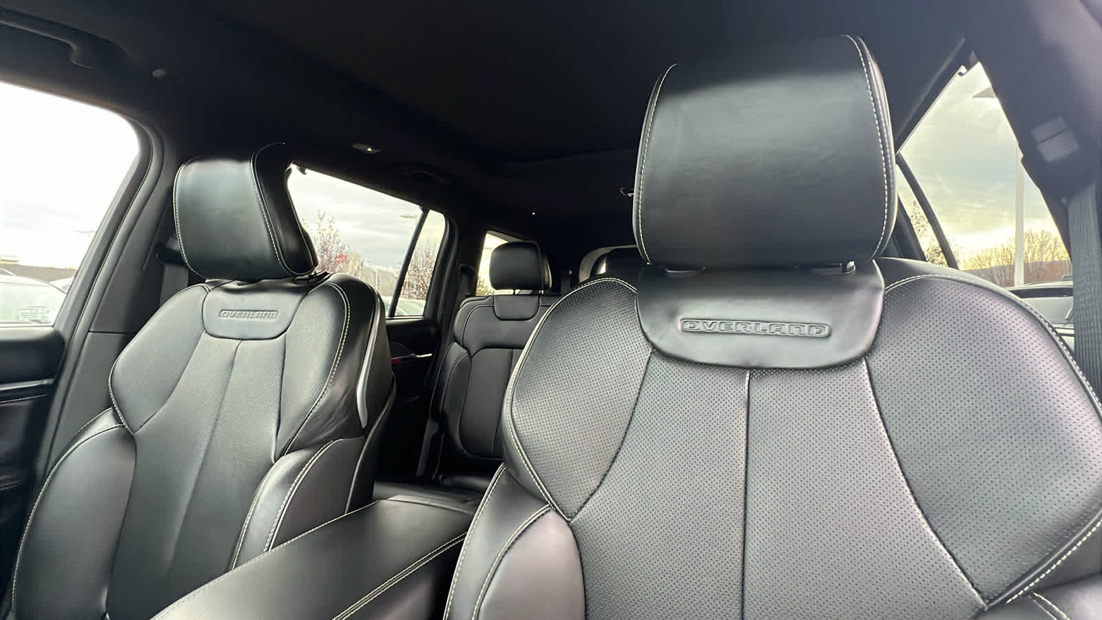 Thumbnail: 2025 Jeep Grand Cherokee L - 11