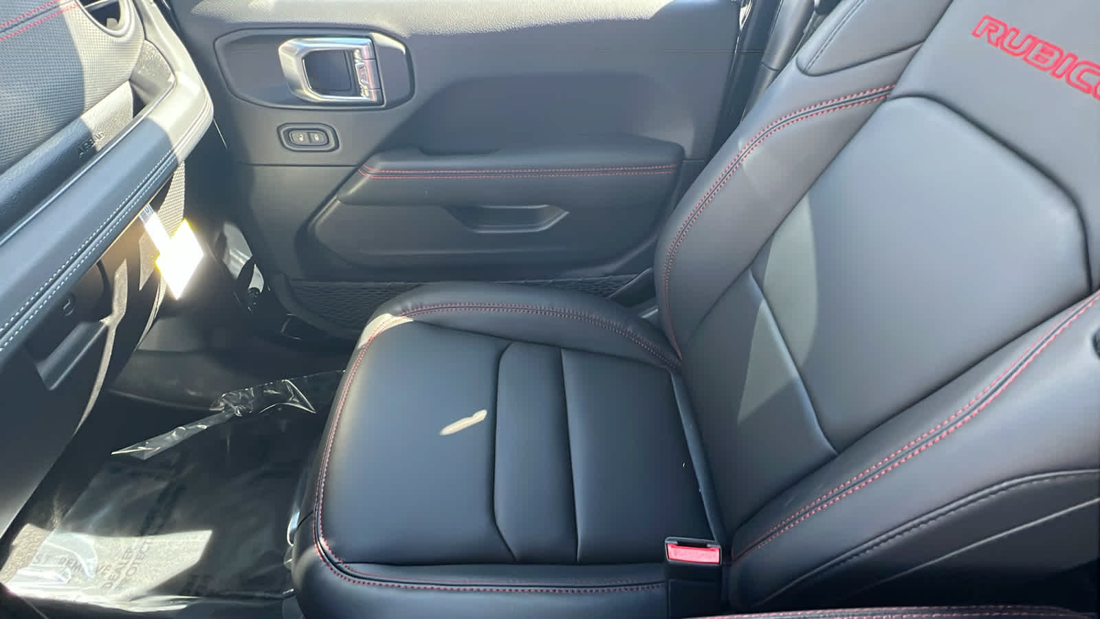 Thumbnail: 2026 Jeep Gladiator - 12