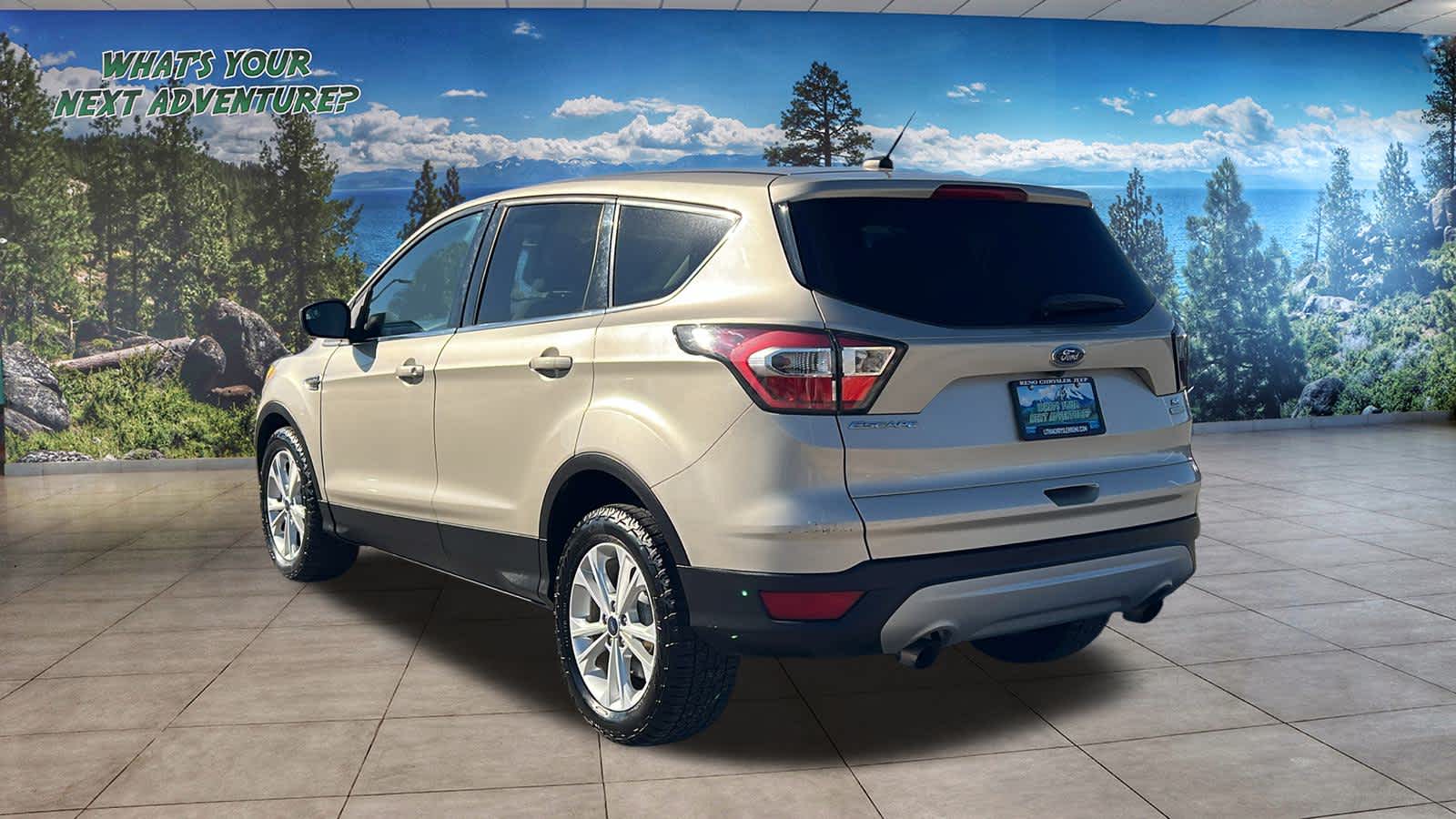 Thumbnail: 2017 Ford Escape - 7