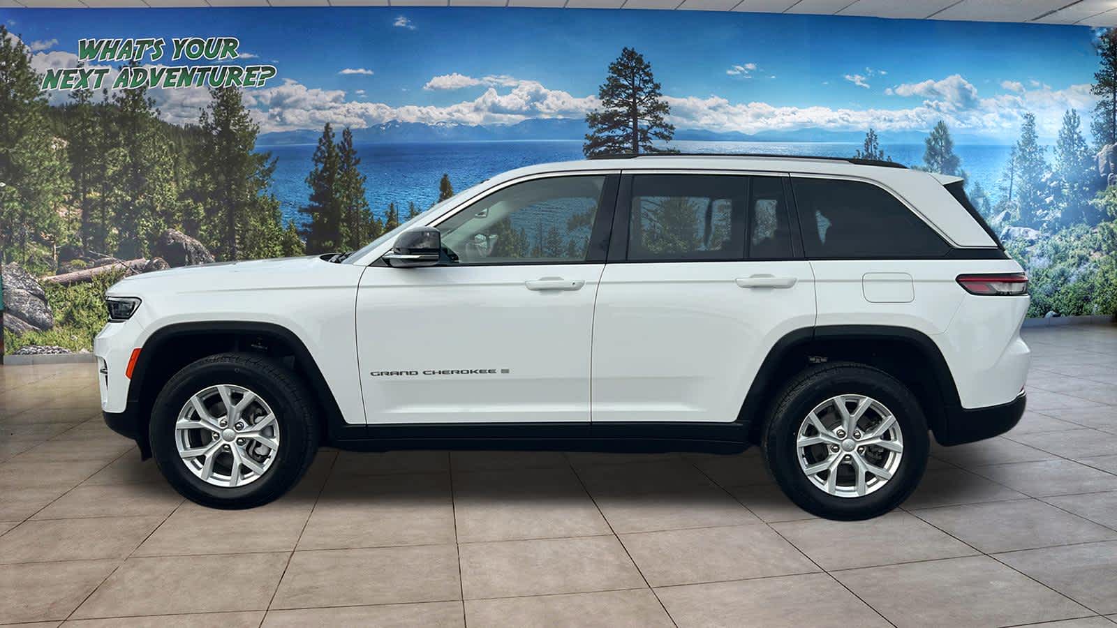 Thumbnail: 2023 Jeep Grand Cherokee - 8