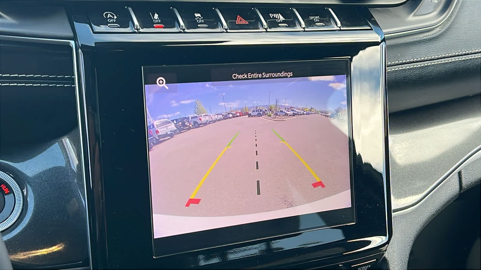 Thumbnail: 2023 Jeep Grand Cherokee - 16