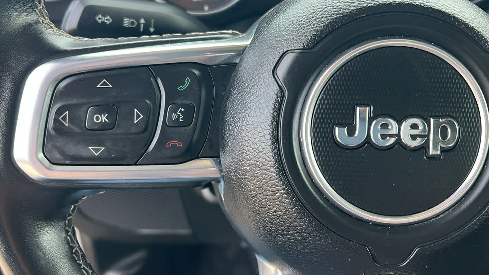 Thumbnail: 2022 Jeep Wrangler - 19