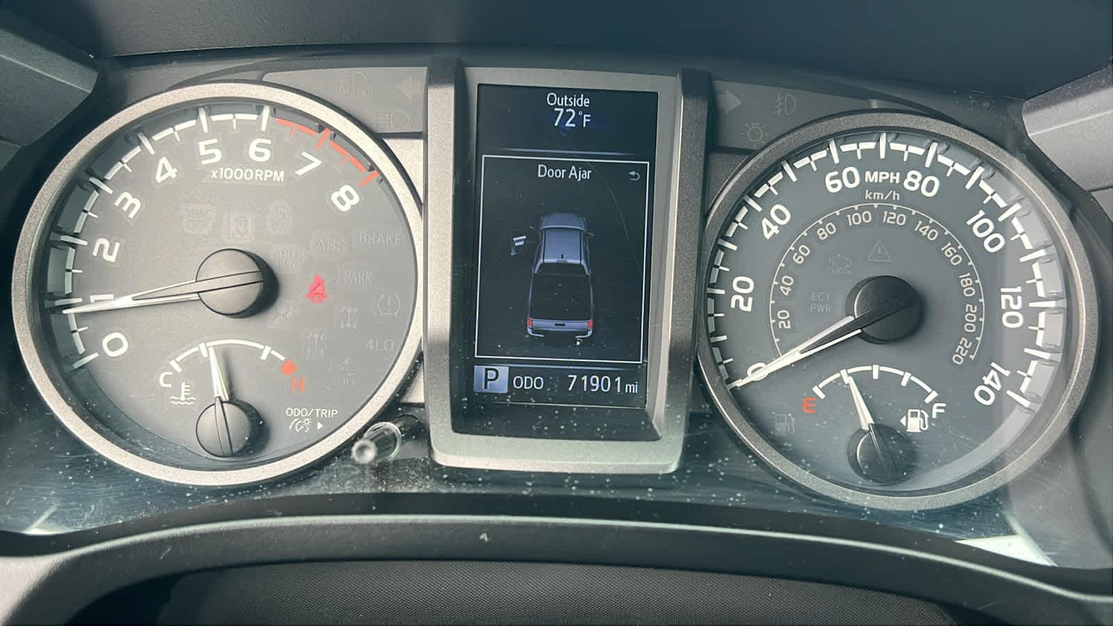 Thumbnail: 2018 Toyota Tacoma - 21