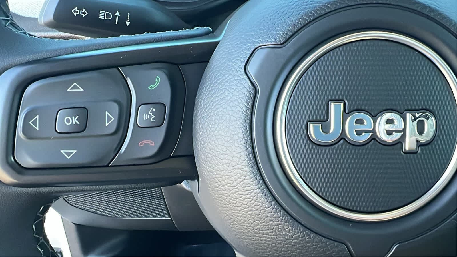 Thumbnail: 2026 Jeep Gladiator - 19