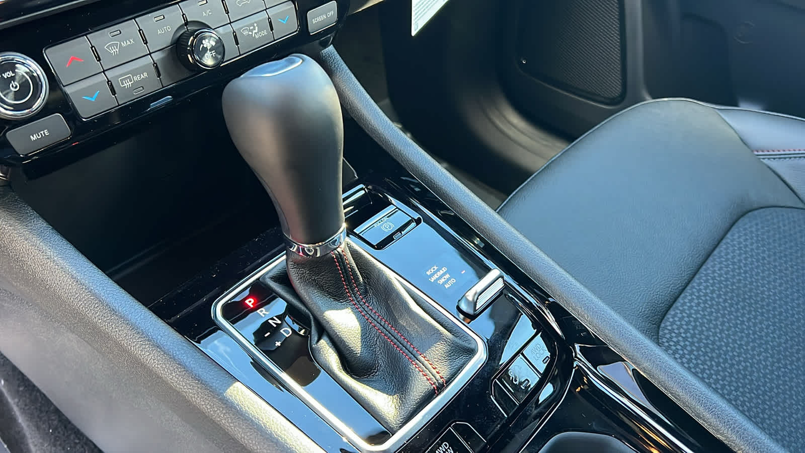 Thumbnail: 2026 Jeep Compass - 13