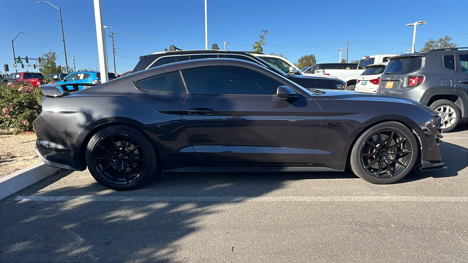 Thumbnail: 2022 Ford Mustang - 4