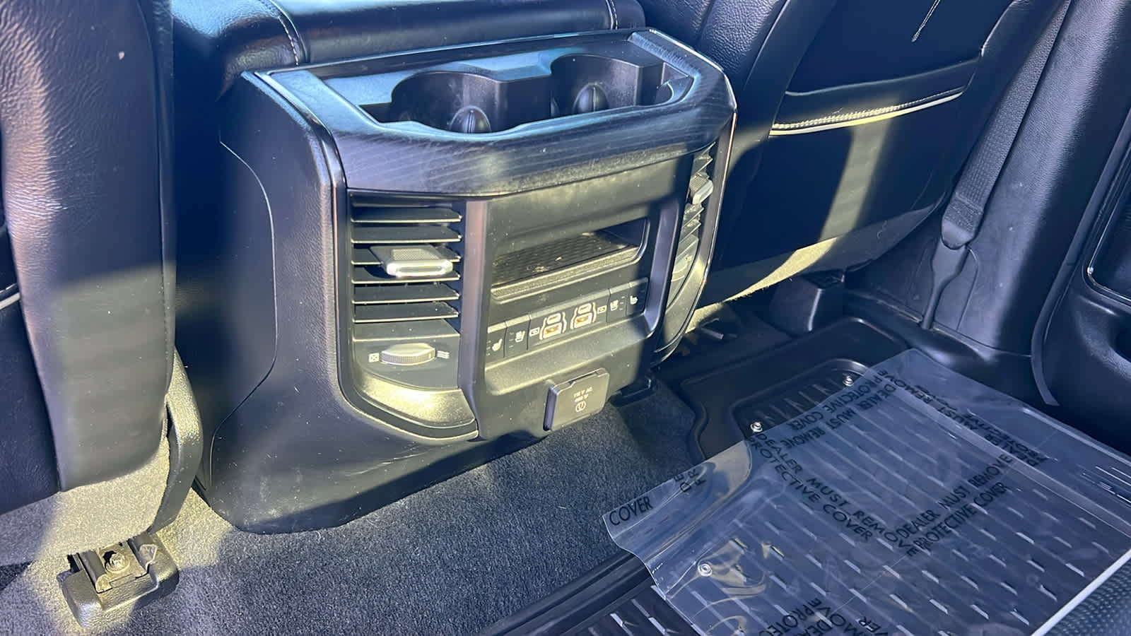 Thumbnail: 2023 RAM 1500 - 25