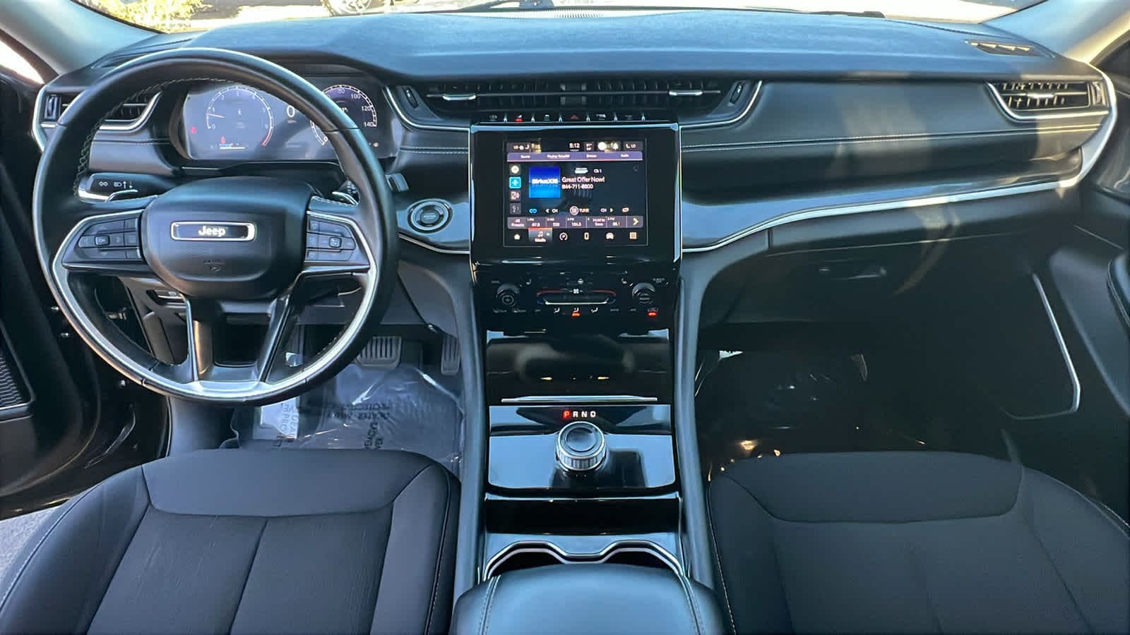 Thumbnail: 2022 Jeep Grand Cherokee - 26