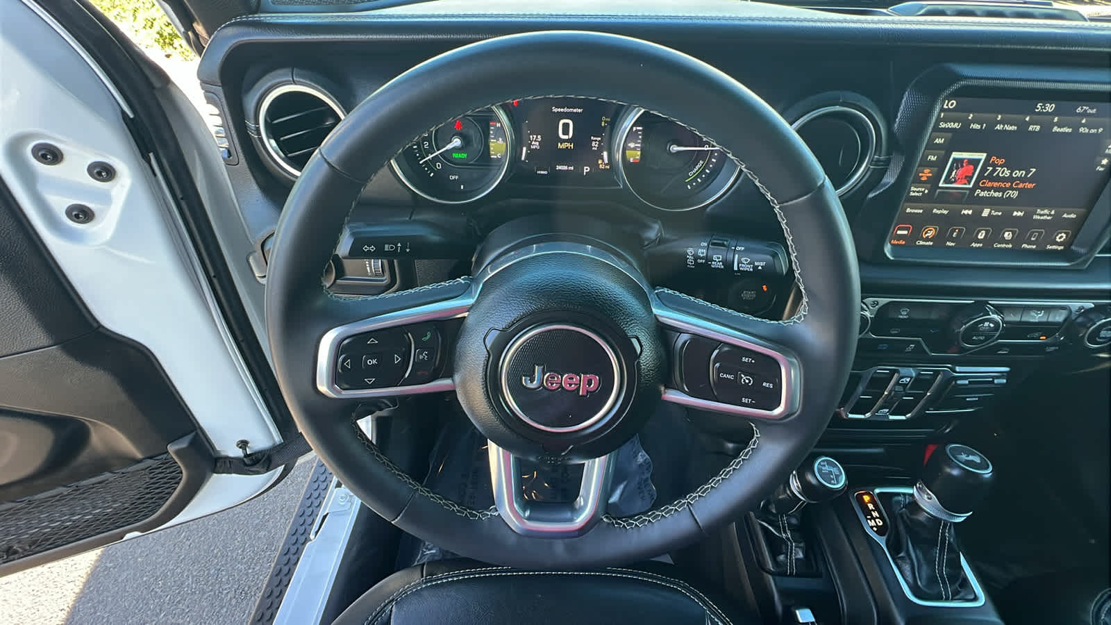 Thumbnail: 2023 Jeep Wrangler - 18
