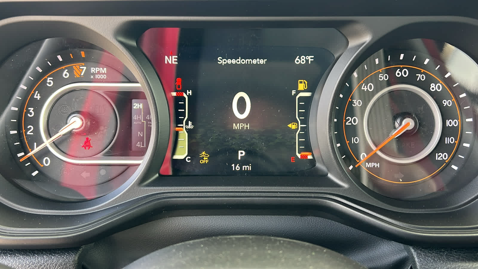 Thumbnail: 2026 Jeep Gladiator - 21