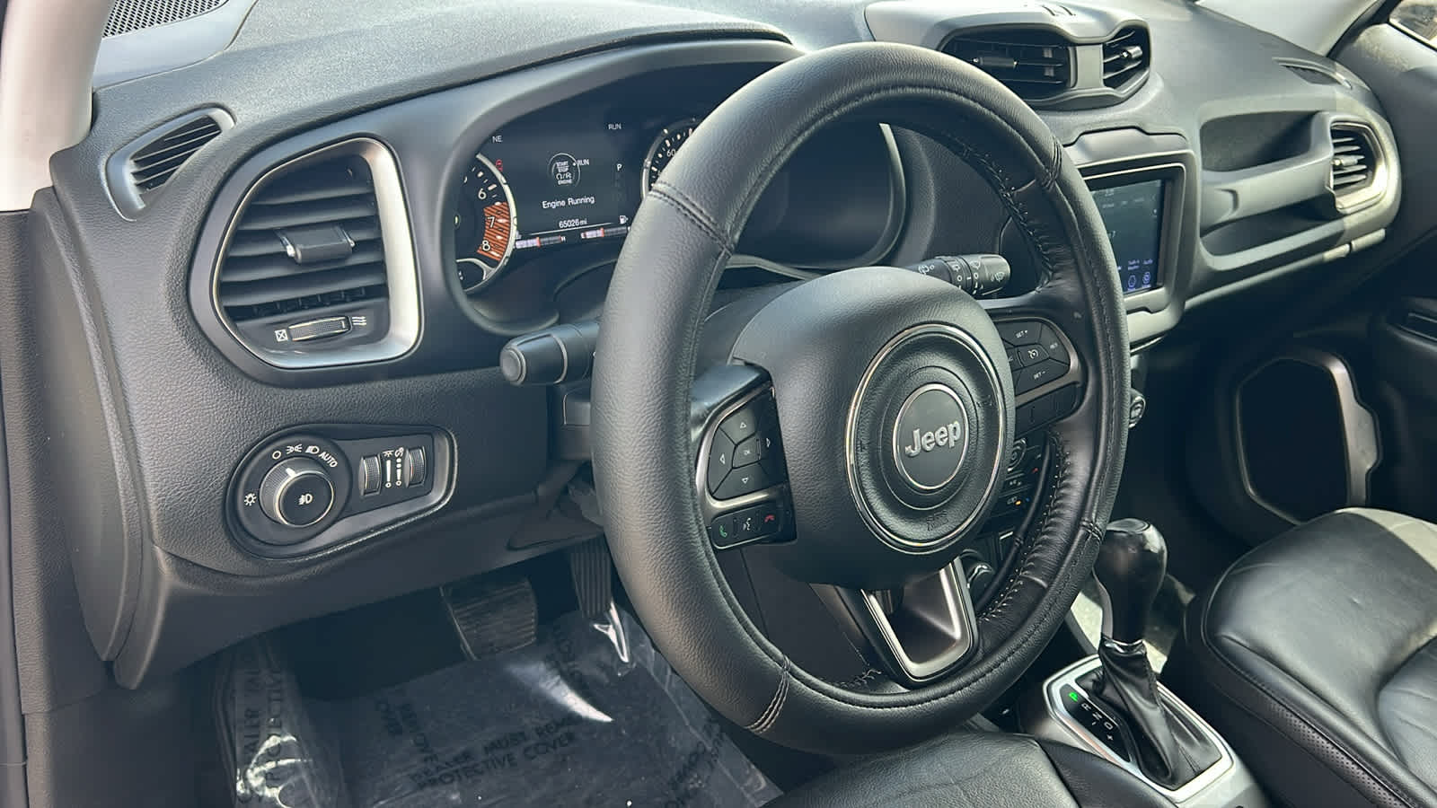 Thumbnail: 2019 Jeep Renegade - 10