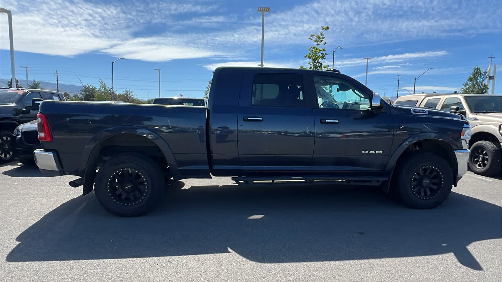 2019 RAM 3500 Laramie 10